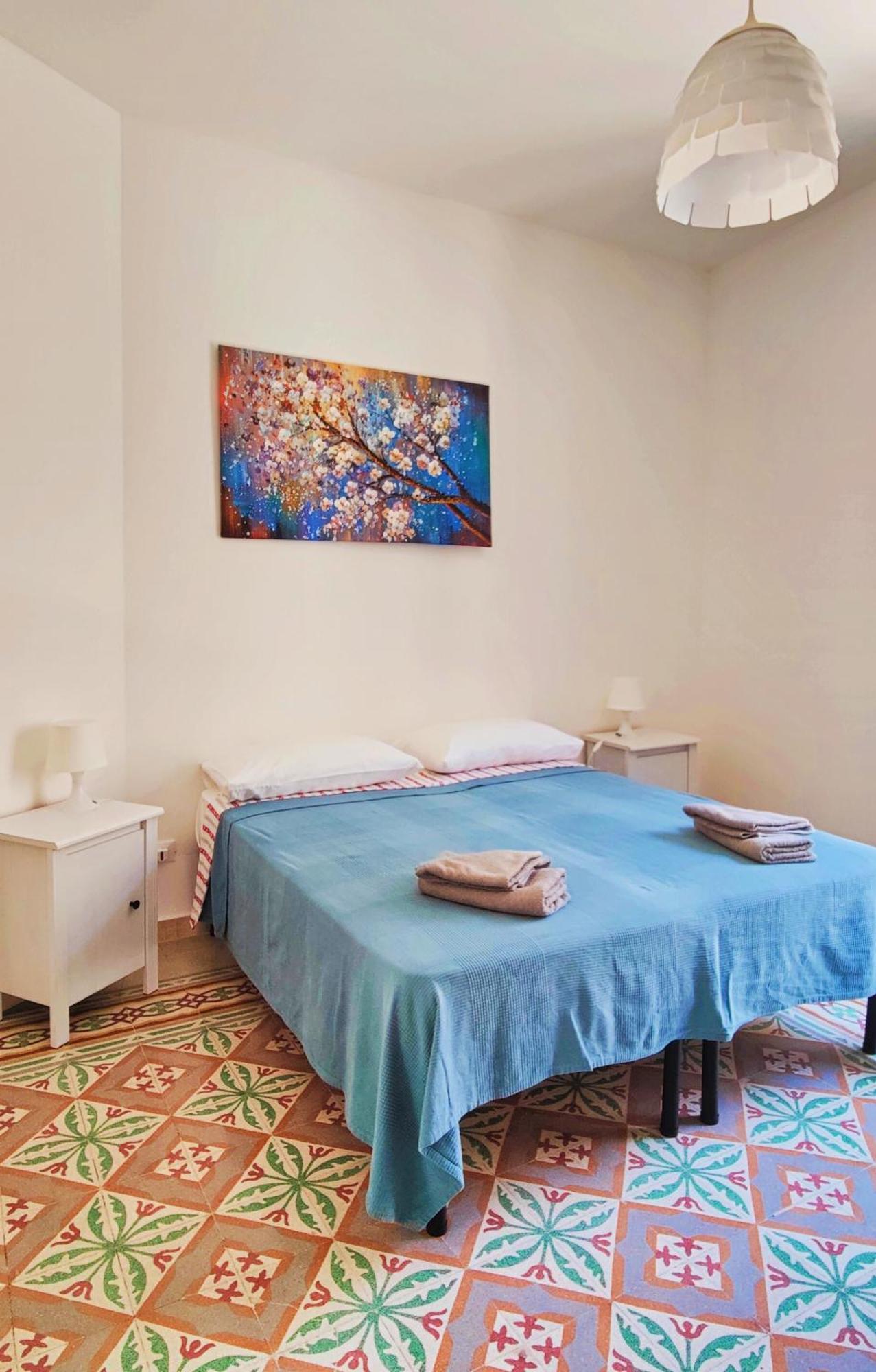 Gurgiolo New Apartment Trabia Bagian luar foto